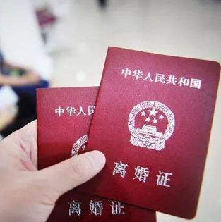 離婚后，孩子戶口該怎么辦？
